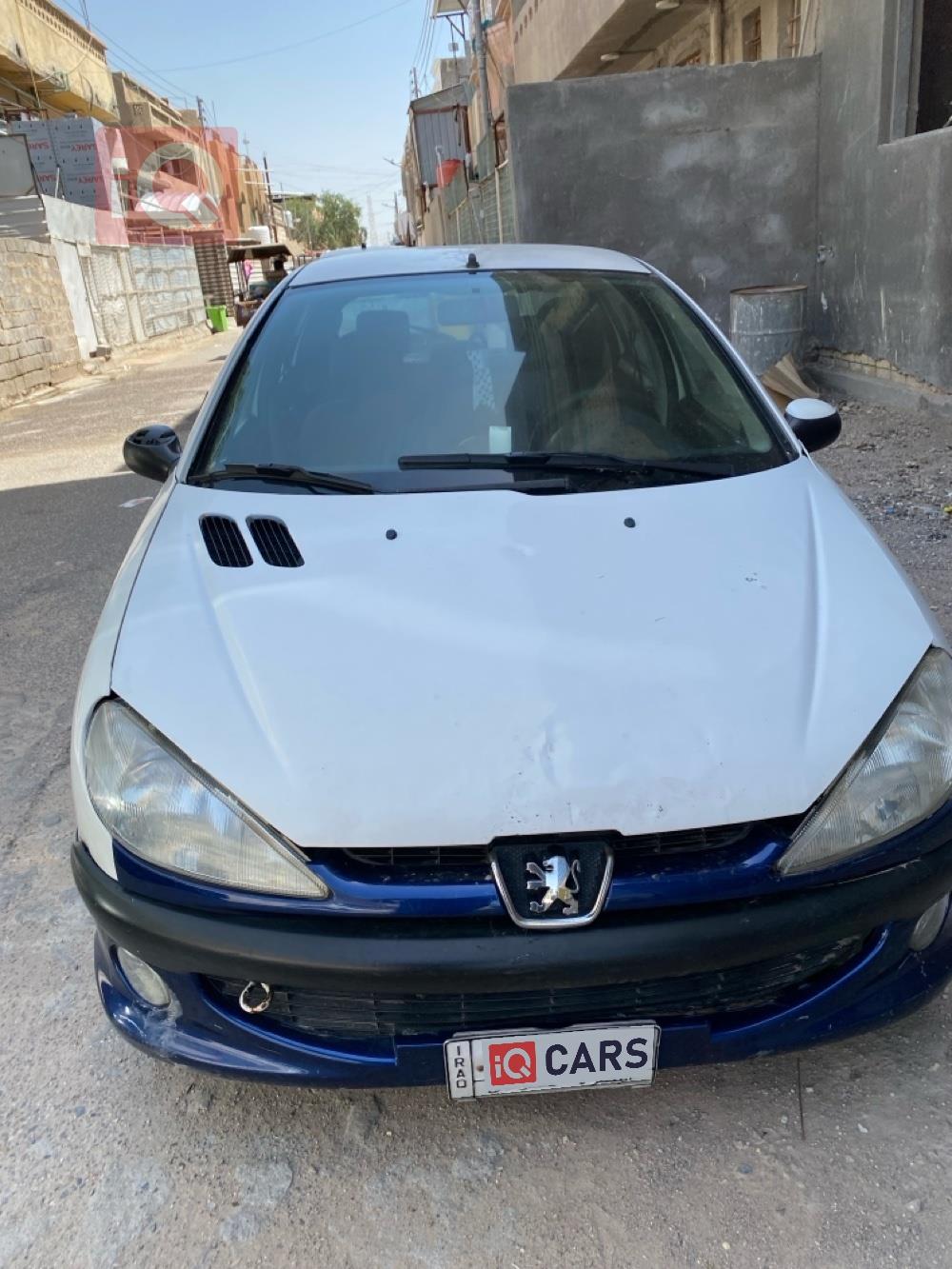 بيجو 206